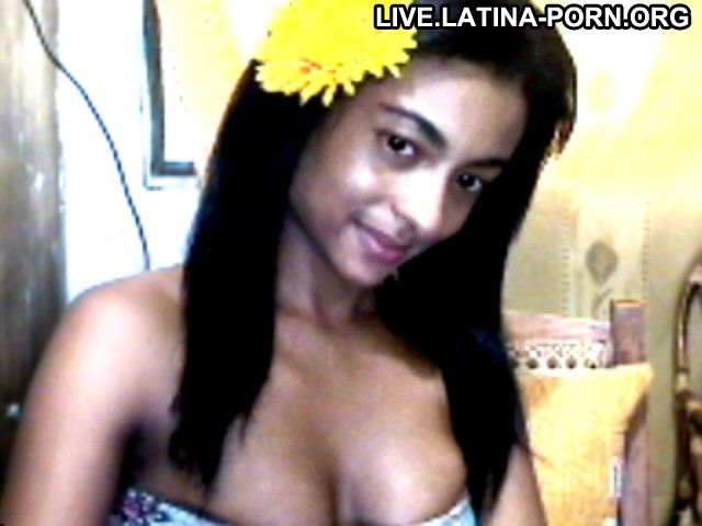 Prettyhornycam Chilean Medium Tits Black Eyes Black Hair Hot